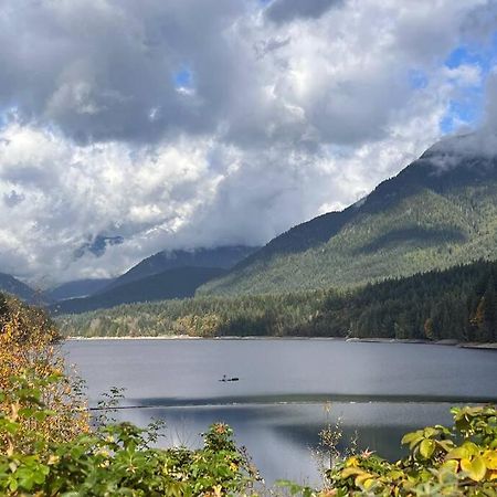 'Canyon Heights' Retreat Северный Ванкувер Экстерьер фото